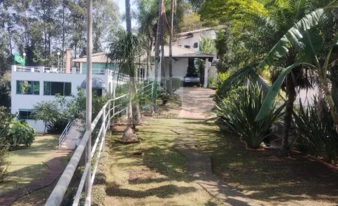 Fazenda / Sítio / Chácara com 4 Quartos à venda, 504m² no Serra dos Lagos (Jordanésia), Cajamar