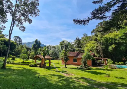 Fazenda / Sítio / Chácara com 4 Quartos à venda, 6000m² no Posse, Petrópolis
