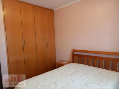 Sobrado com 4 Quartos para venda ou aluguel, 225m² no Taboão, Diadema