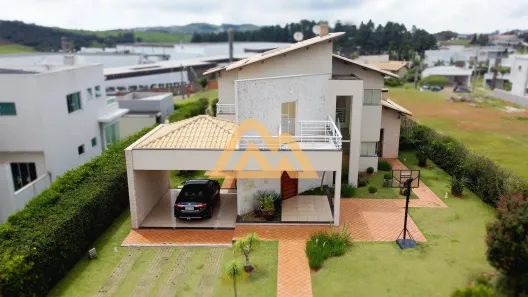 Sobrado com 3 Quartos à venda, 270m² no Bortolan Norte I, Poços de Caldas