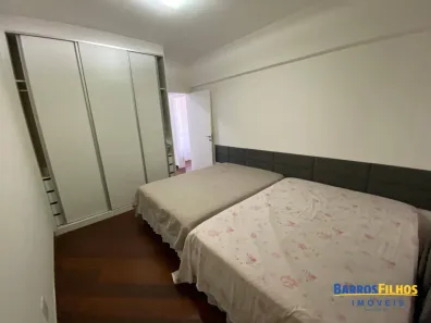 Apartamento com 3 Quartos para alugar, 212m² no São José, Aracaju