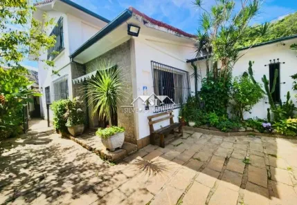 Casa com 4 Quartos à venda, 260m² no Mosela, Petrópolis