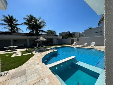 Casa com 7 Quartos para alugar, 628m² no Jardim Acapulco, Guarujá