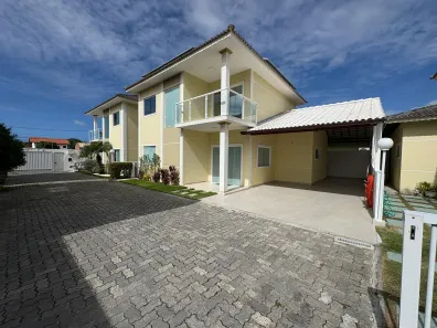 Casa de Condomínio com 4 Quartos à venda, 180m² no Buraquinho, Lauro de Freitas