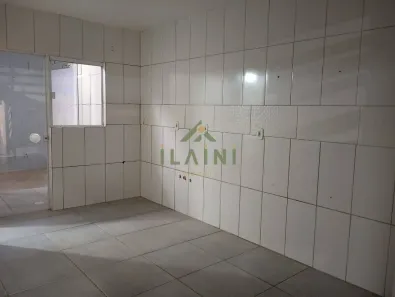 Sobrado com 2 Quartos para alugar, 80m² no Areias, Camboriú