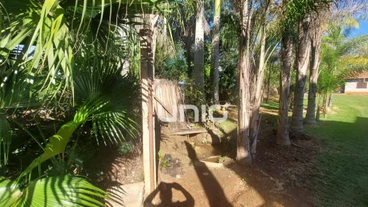 Fazenda / Sítio / Chácara com 1 Quarto à venda, 40m² no Residencial Fazenda Pinheirinho, Rio das Pedras