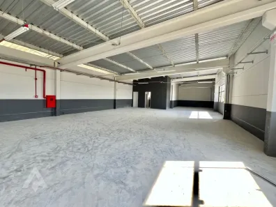 Galpão / Depósito / Armazém para alugar, 210m² no Do Salto, Blumenau