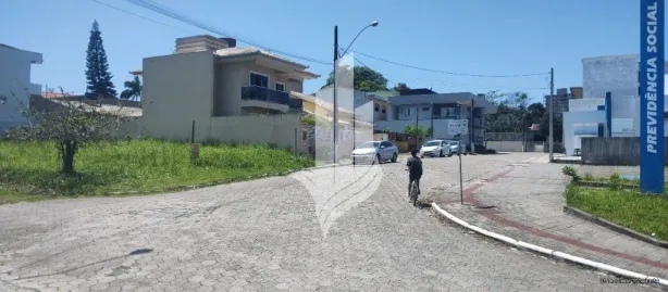 Terreno / Lote / Condomínio à venda, 323m² no Centro, Penha
