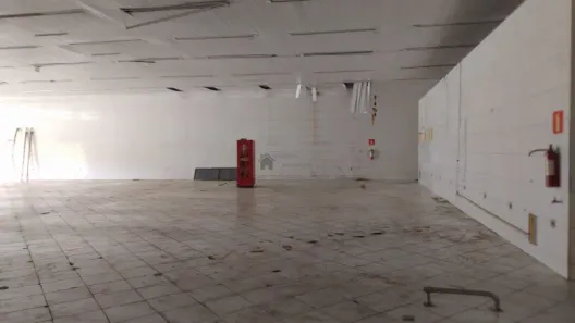 Galpão / Depósito / Armazém à venda, 1400m² no Santa Marta, Ribeirão das Neves