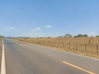 Terreno / Lote / Condomínio à venda, 24200m² no Pirenópolis, Pirenópolis