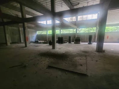 Galpão / Depósito / Armazém para venda ou aluguel, 2000m² no Jardim Aracy, Mogi das Cruzes