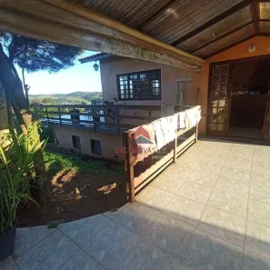 Fazenda / Sítio / Chácara com 6 Quartos à venda, 315m² no Rosa Helena, Igaratá