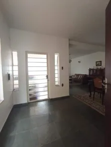 Casa com 6 Quartos à venda, 300m² no Centro, Guaratinguetá