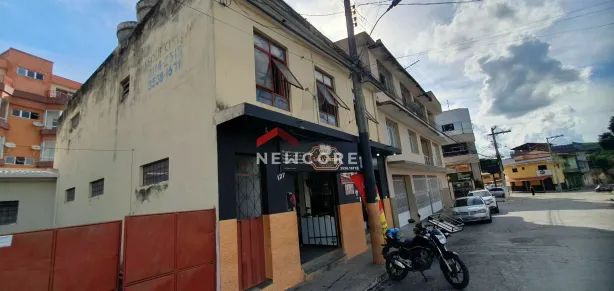 Galpão / Depósito / Armazém à venda, 201m² no Centro, Esmeraldas