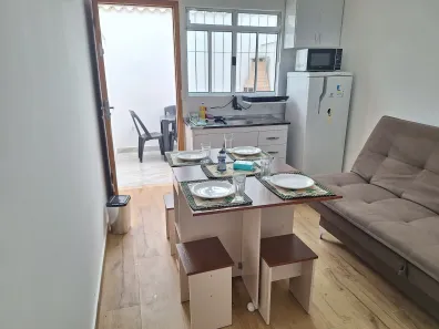 Kitnet com 1 Quarto para alugar, 25m² no Guaiúba, Guarujá