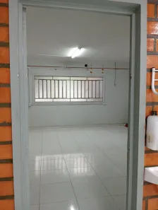 Conjunto Comercial / Sala com 3 Quartos para alugar, 340m² no Do Salto, Blumenau