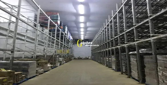 Galpão / Depósito / Armazém à venda, 3345m² no Jardim Casqueiro, Cubatão