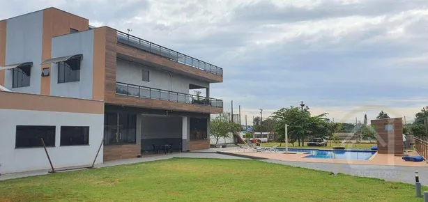 Fazenda / Sítio / Chácara com 5 Quartos à venda, 668m² no Chácara Santa Maria, Cambé