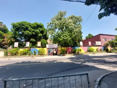 Loja / Salão / Ponto Comercial à venda, 1m² no Mutondo, São Gonçalo