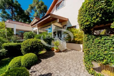 Casa de Condomínio com 4 Quartos para alugar, 356m² no Cascatinha, Curitiba