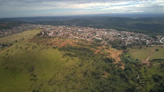 Terreno / Lote / Condomínio à venda, 372m² no Felipe Cláudio de Sales, Pedro Leopoldo