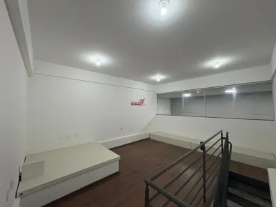 Loja / Salão / Ponto Comercial para alugar, 50m² no Centro, Viçosa