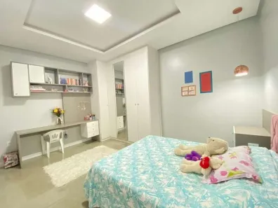Sobrado com 3 Quartos à venda, 138m² no Centro, Navegantes