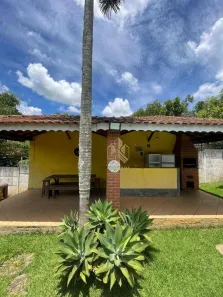 Fazenda / Sítio / Chácara com 2 Quartos à venda, 300m² no Jardim dos Pinheiros, Atibaia