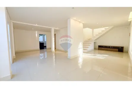 Sobrado com 4 Quartos à venda, 318m² no Grande Colorado, Brasília