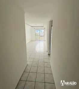 Apartamento com 2 Quartos para alugar, 75m² no Gravatá, Navegantes