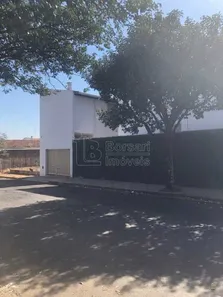 Sobrado com 4 Quartos à venda, 285m² no Vila Yamada, Araraquara