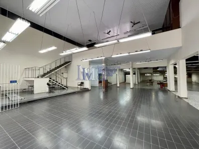 Galpão / Depósito / Armazém para alugar, 930m² no Centro, Bragança Paulista