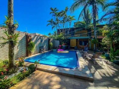 Hotel / Motel / Pousada com 9 Quartos à venda, 280m² no Balneário Praia do Pernambuco, Guarujá