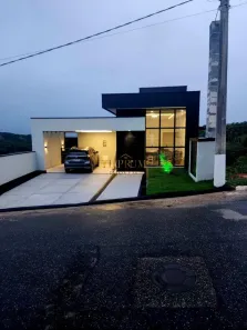 Casa de Condomínio com 3 Quartos para venda ou aluguel, 247m² no , Santa Isabel