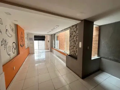 Loja / Salão / Ponto Comercial com 1 Quarto para alugar, 140m² no Centro, Campina Grande