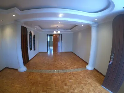 Casa com 3 Quartos para alugar, 200m² no São Cristóvão, Criciúma