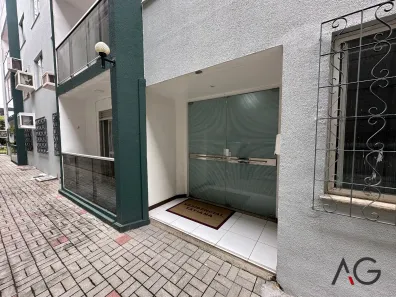 Apartamento com 2 Quartos para alugar, 60m² no Abraão, Florianópolis