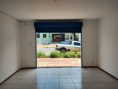Loja / Salão / Ponto Comercial para alugar, 29m² no Aldeia, Santarém