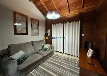 Casa com 4 Quartos à venda, 185m² no Meia Praia, Navegantes