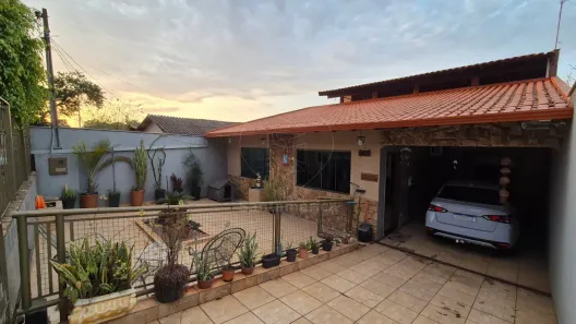Casa com 3 Quartos à venda, 160m² no Conjunto Habitacional Maria Cecília Serrano de Oliveira, Londrina