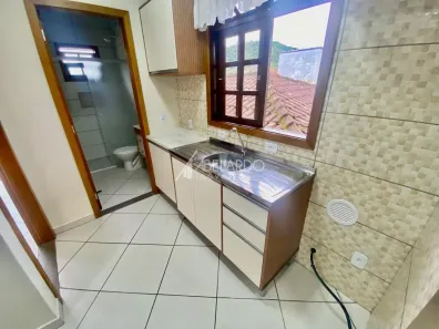Apartamento com 2 Quartos para alugar, 60m² no Velha Central, Blumenau