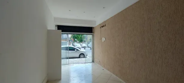 Loja / Salão / Ponto Comercial à venda, 51m² no Aterrado, Volta Redonda