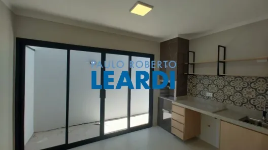 Sobrado com 3 Quartos à venda, 135m² no Jardins de Florença, Poços de Caldas