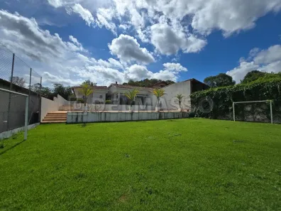 Fazenda / Sítio / Chácara com 4 Quartos para alugar, 1000m² no Curral, Ibiúna