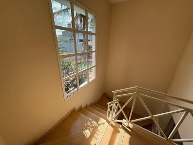 Sobrado com 4 Quartos para alugar, 450m² no Jardim União, Cambé