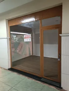 Loja / Salão / Ponto Comercial para venda ou aluguel, 80m² no Comercial, Resende