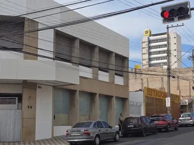 Prédio Inteiro para venda ou aluguel, 1450m² no Centro, Bauru