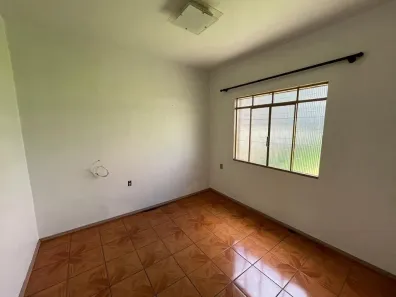 Casa com 5 Quartos para alugar, 131m² no Jardim Itália, Chapecó