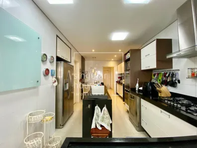 Apartamento com 3 Quartos para venda ou aluguel, 236m² no Jardim Panorama, São Paulo