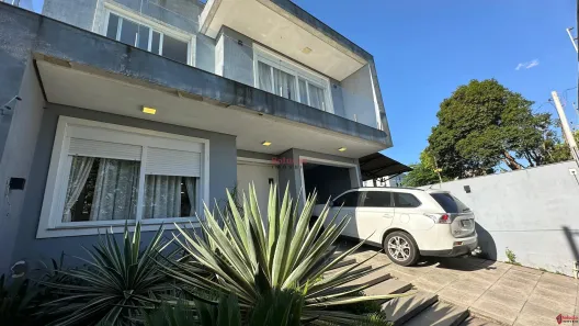 Sobrado com 3 Quartos à venda, 271m² no Nossa Senhora das Graças, Canoas